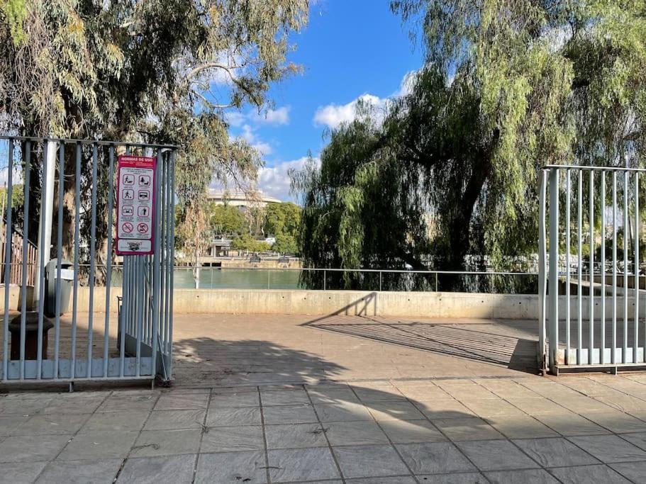 Apartamento Selva La Bella. En el Corazón de Triana Sevilla Exterior foto